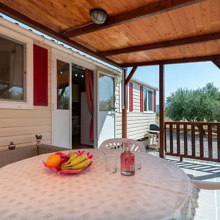 مكان تخييم 'olive Grove' House-near The Divulje