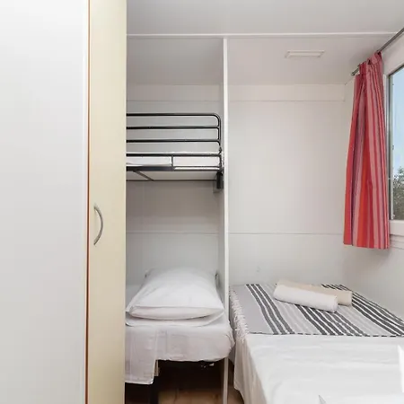 'olive Grove' House-near The *