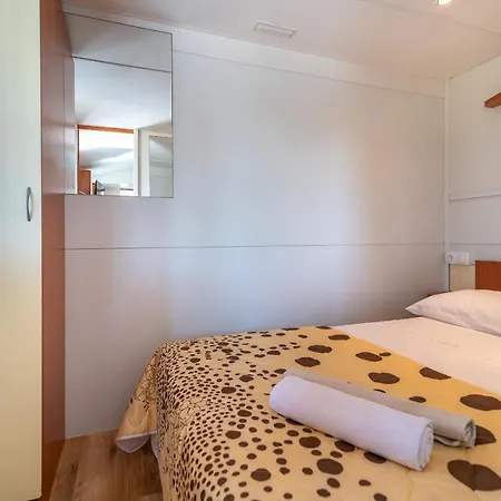 'olive Grove' House-near The Kamp Divulje